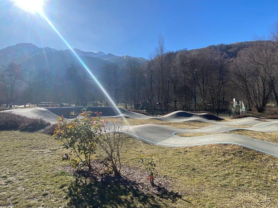 Charmant T4 Duplex Vue Montagne لودنفيال المظهر الخارجي الصورة